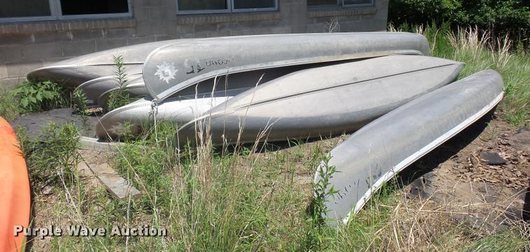 image for item CA9052 (9) canoes