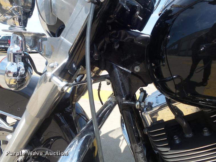 image for item CC9581 2009 Harley Davidson FLHPI tricycle motorcycle