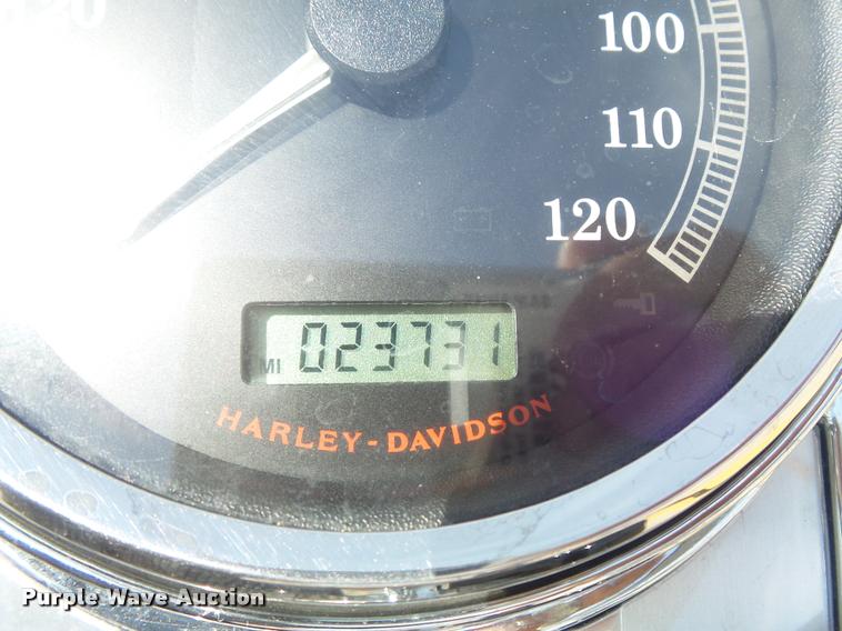 image for item CC9581 2009 Harley Davidson FLHPI tricycle motorcycle