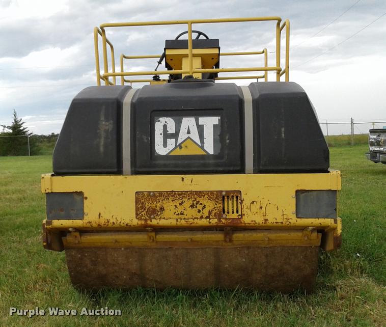 image for item DA1100 1998 Caterpillar CB-534C double drum roller