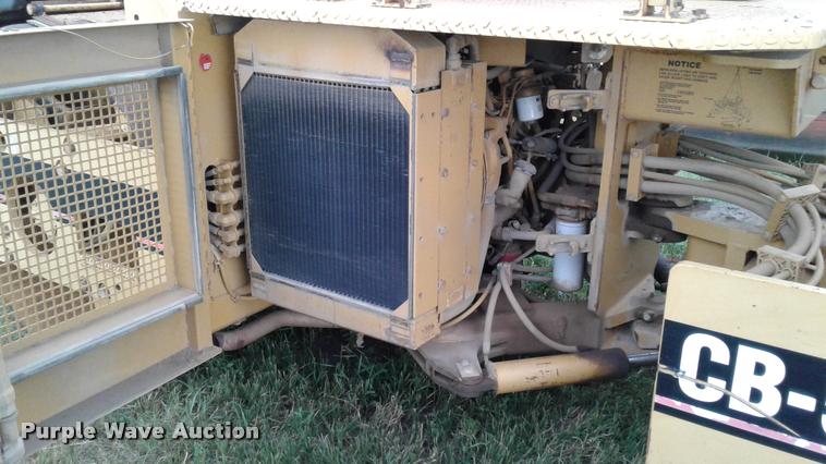 image for item DA1100 1998 Caterpillar CB-534C double drum roller