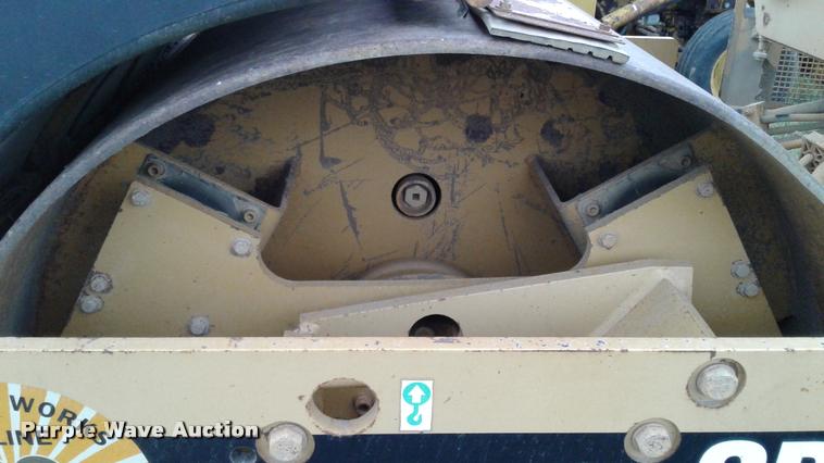 image for item DA1100 1998 Caterpillar CB-534C double drum roller