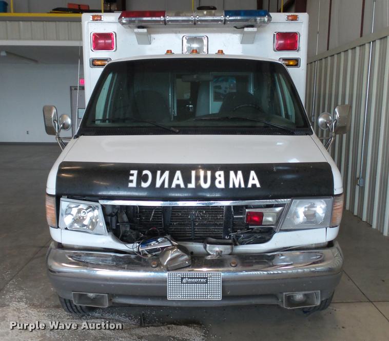 image for item DA1156 1996 Ford Econoline E350 ambulance