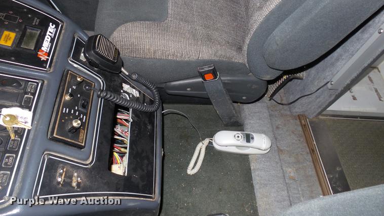 image for item DA1156 1996 Ford Econoline E350 ambulance