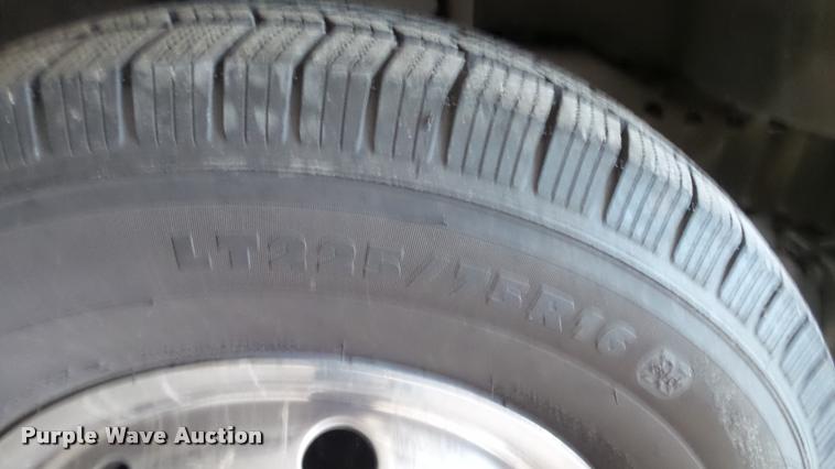 image for item DA1156 1996 Ford Econoline E350 ambulance