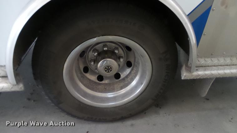 image for item DA1156 1996 Ford Econoline E350 ambulance