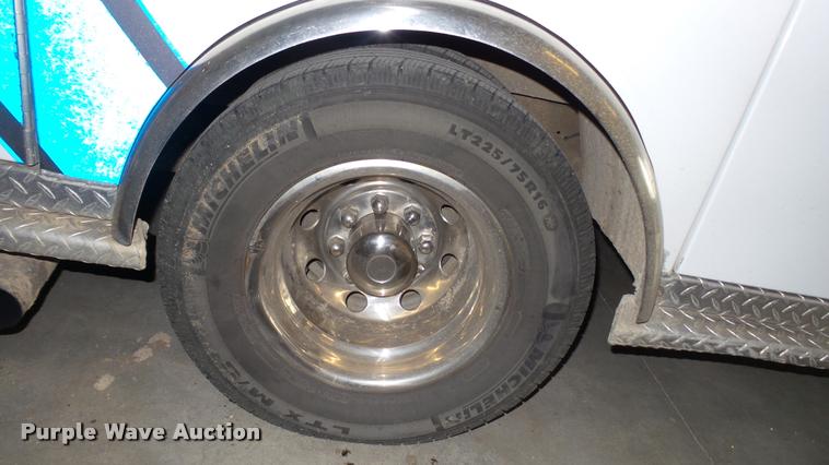 image for item DA1156 1996 Ford Econoline E350 ambulance