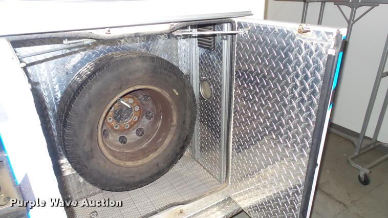 image for item DA1156 1996 Ford Econoline E350 ambulance