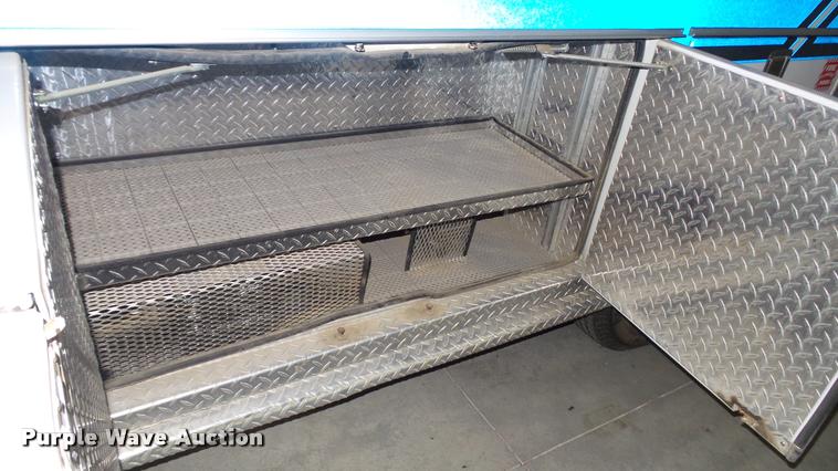 image for item DA1156 1996 Ford Econoline E350 ambulance