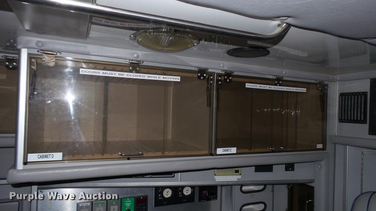 image for item DA1156 1996 Ford Econoline E350 ambulance