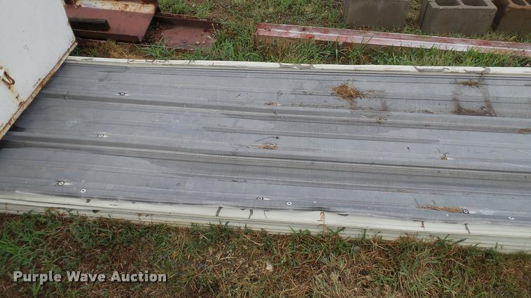 image for item DA1161 Sheet metal siding/roofing