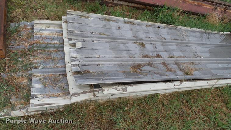 image for item DA1161 Sheet metal siding/roofing