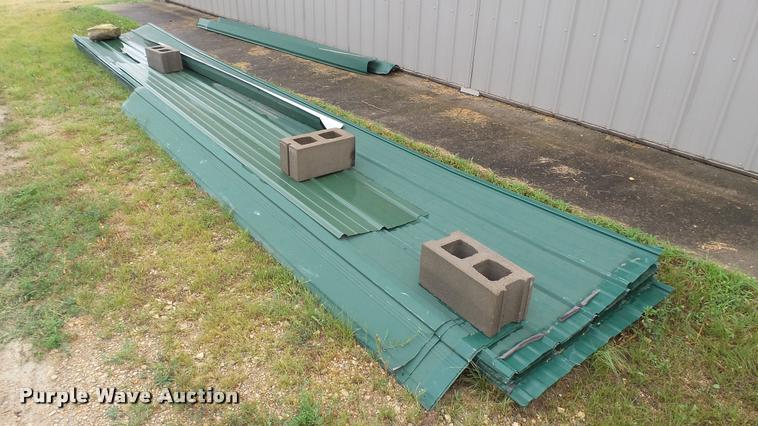 image for item DA1162 Sheet metal siding/roofing