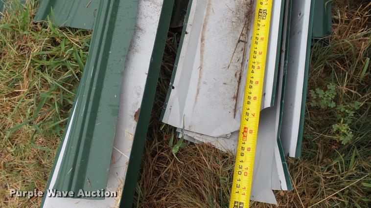 image for item DA1162 Sheet metal siding/roofing