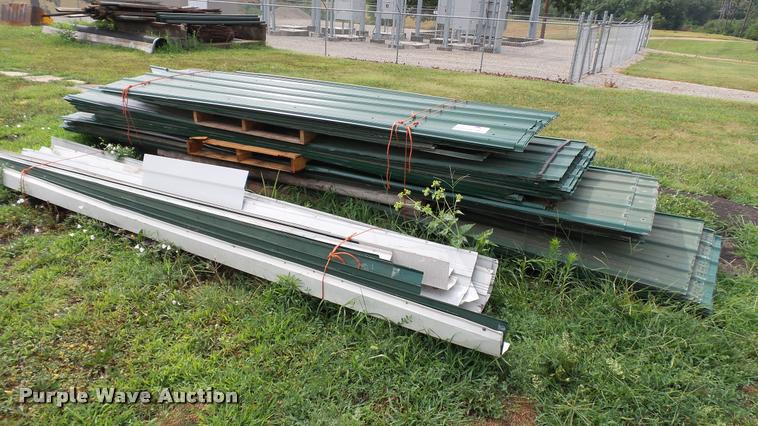 image for item DA1163 Sheet metal siding/roofing