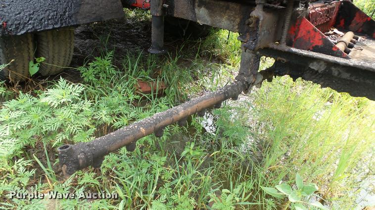 image for item DA1164 Oil distributor trailer