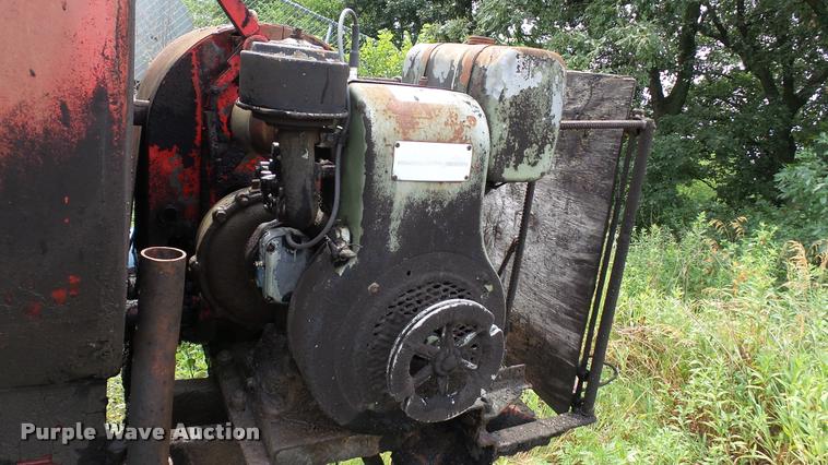 image for item DA1164 Oil distributor trailer