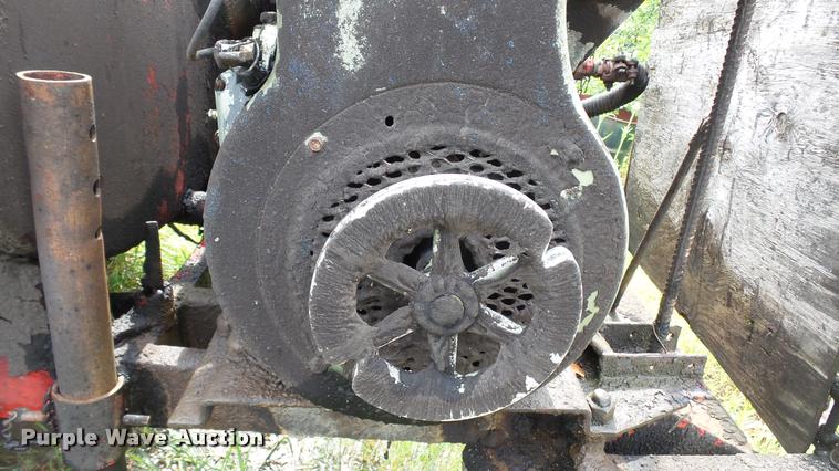 image for item DA1164 Oil distributor trailer