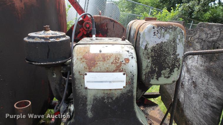 image for item DA1164 Oil distributor trailer