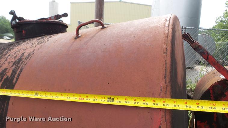 image for item DA1164 Oil distributor trailer