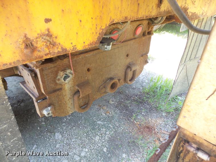 image for item DA1596 2002 International 7400 dump truck