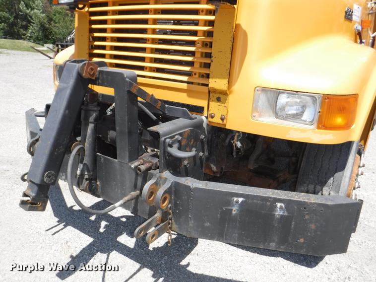 image for item DA1597 2000 International 4900 dump truck