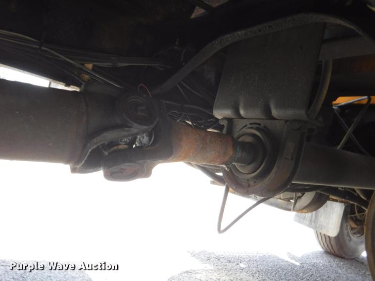 image for item DA1597 2000 International 4900 dump truck