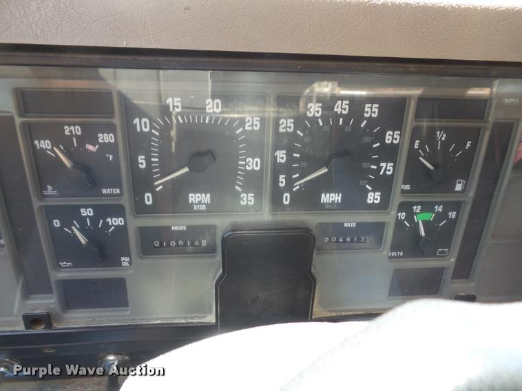 image for item DA1598 2002 International 2554 dump truck