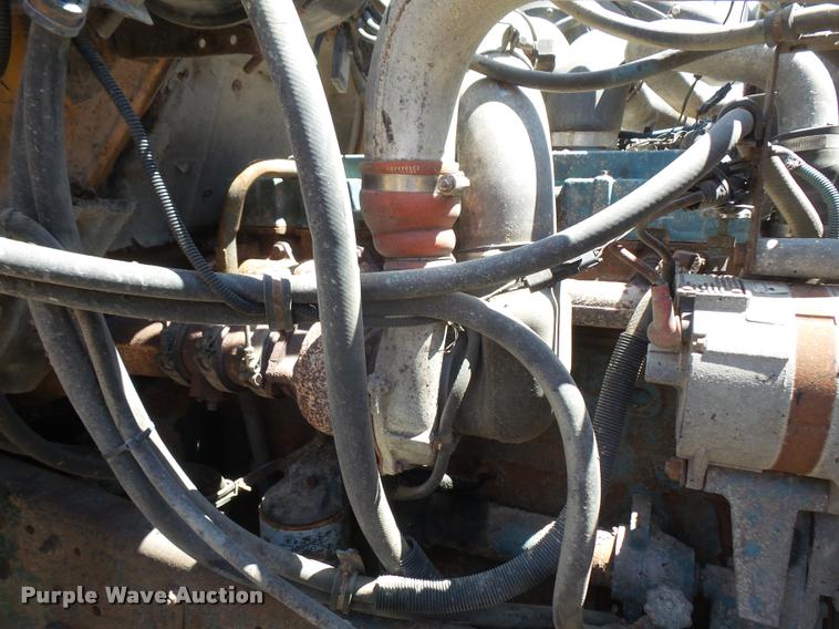 image for item DA1598 2002 International 2554 dump truck