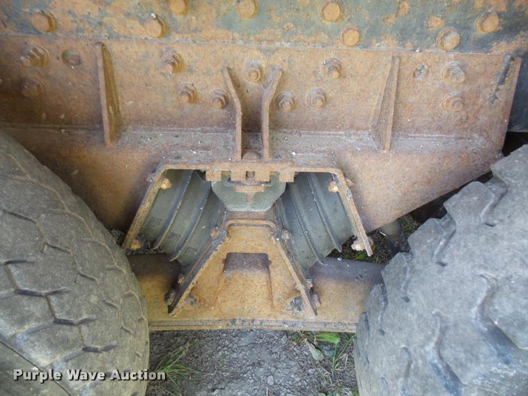 image for item DA1598 2002 International 2554 dump truck