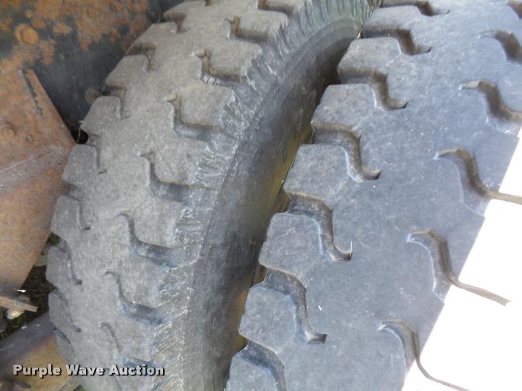 image for item DA1598 2002 International 2554 dump truck