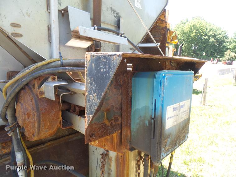 image for item DA1598 2002 International 2554 dump truck