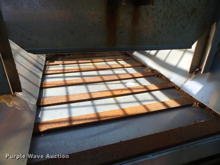 image for item DA1598 2002 International 2554 dump truck