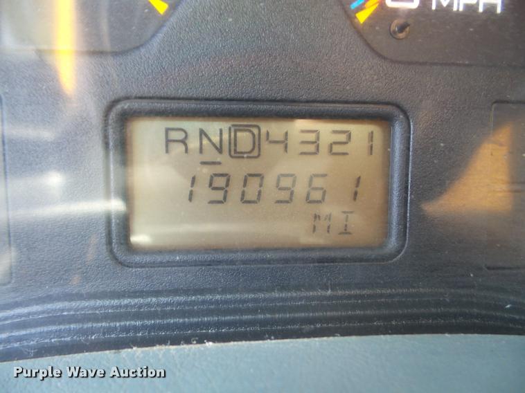 image for item DA1598 2002 International 2554 dump truck