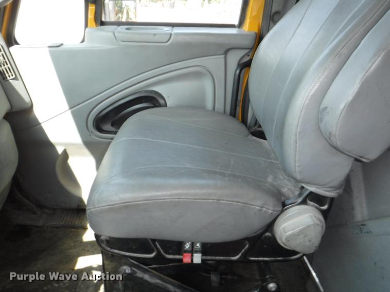 image for item DA1599 2006 International 7500 dump truck