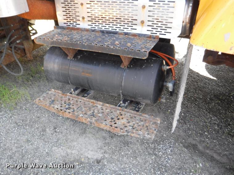 image for item DA1599 2006 International 7500 dump truck