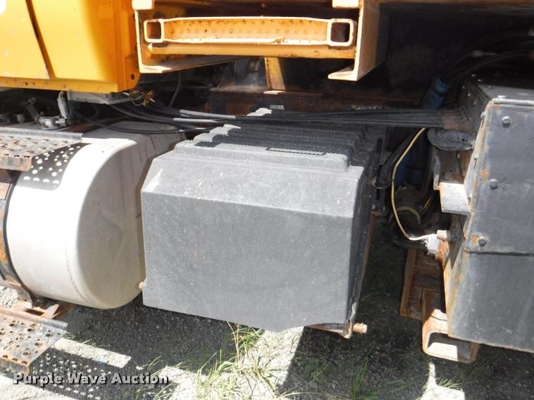 image for item DA1599 2006 International 7500 dump truck