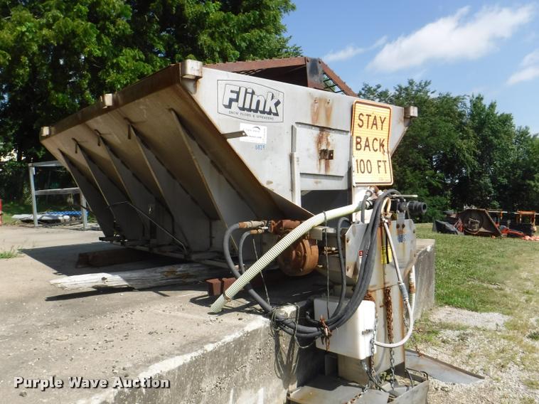 Flink stainless steel salt spreader in Saint Joseph, MO Item DA1606