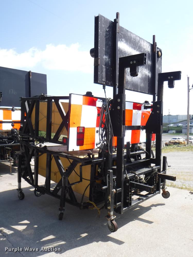 image for item DA1607 Energy Absorption Systems crash attenuator with arrow board