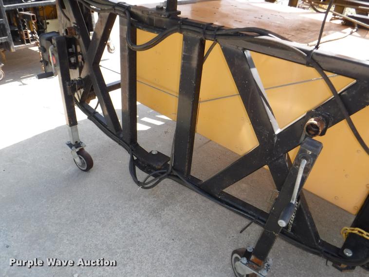 image for item DA1607 Energy Absorption Systems crash attenuator with arrow board