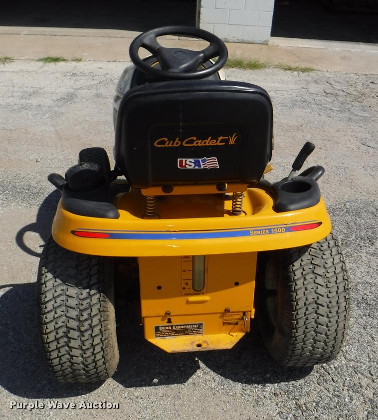 image for item DA1611 Cub Cadet 1527 lawn mower