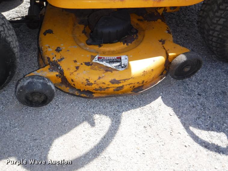 image for item DA1611 Cub Cadet 1527 lawn mower