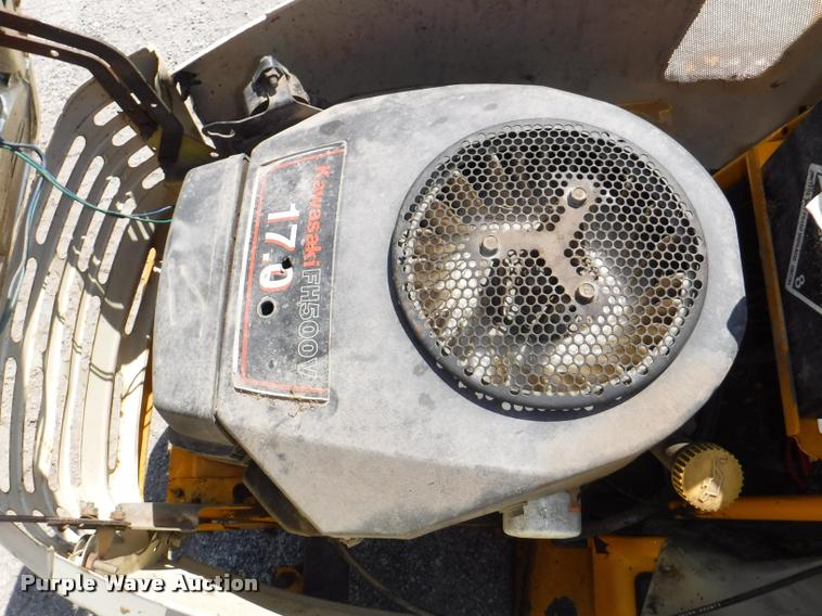 image for item DA1611 Cub Cadet 1527 lawn mower