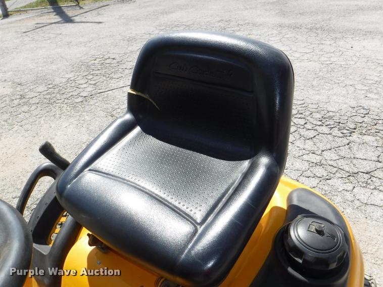 image for item DA1611 Cub Cadet 1527 lawn mower