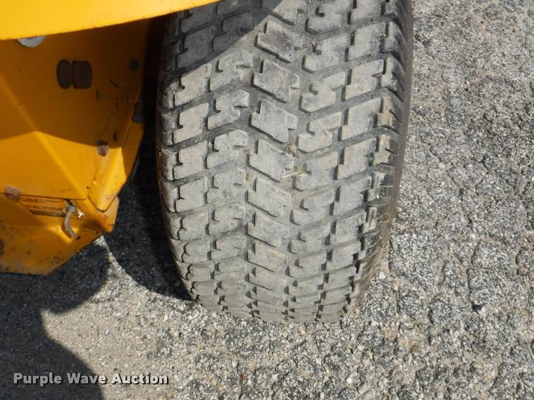 image for item DA1611 Cub Cadet 1527 lawn mower