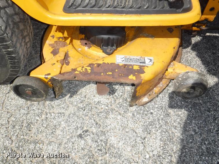 image for item DA1611 Cub Cadet 1527 lawn mower