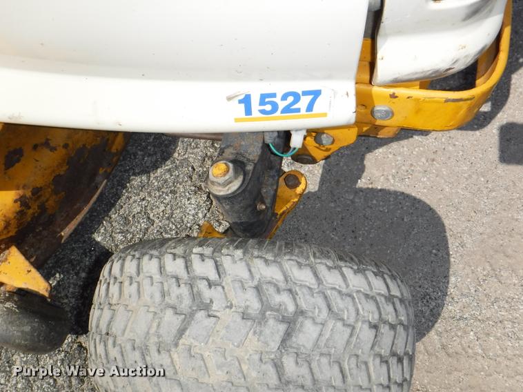 image for item DA1611 Cub Cadet 1527 lawn mower