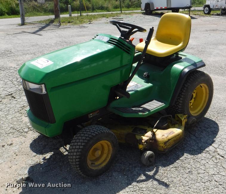 image for item DA1612 John Deere GT262 lawn mower