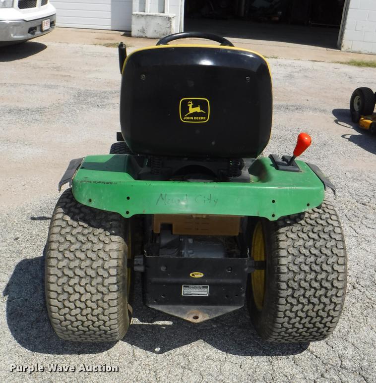 image for item DA1612 John Deere GT262 lawn mower