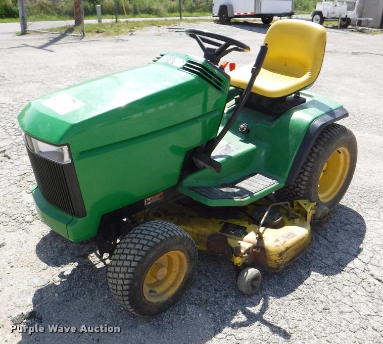 image for item DA1612 John Deere GT262 lawn mower